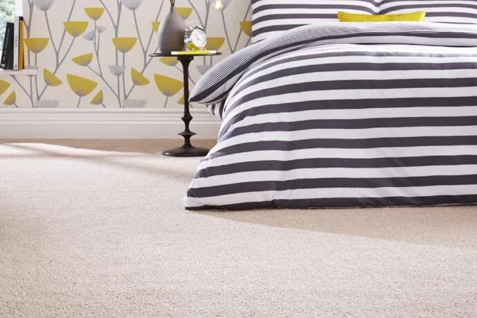 Beige bedroom carpet